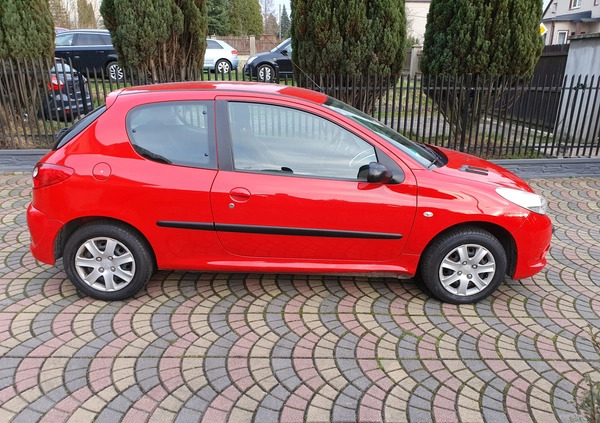 Peugeot 206 plus cena 8990 przebieg: 127000, rok produkcji 2009 z Starachowice małe 277